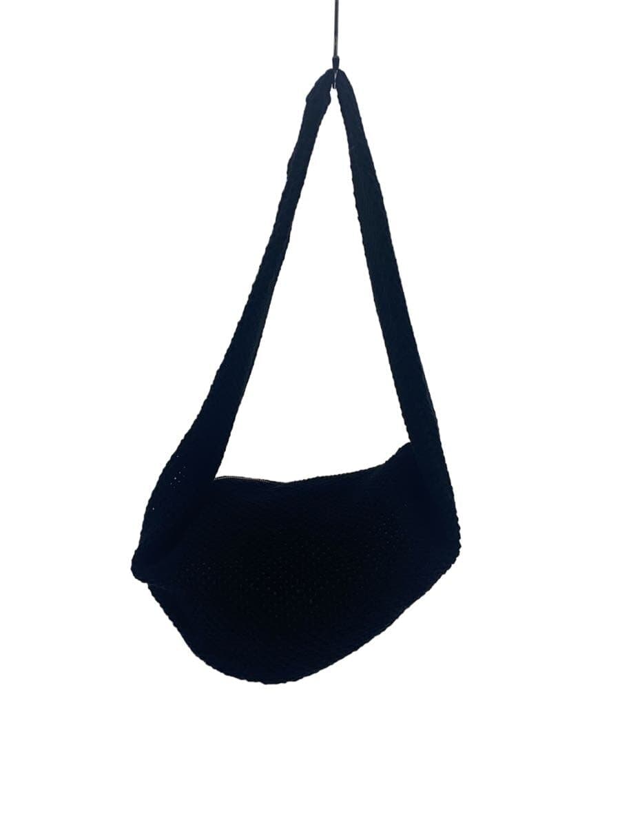 SYUMAN. Shoulder Bag -- BLK S&A-G-003