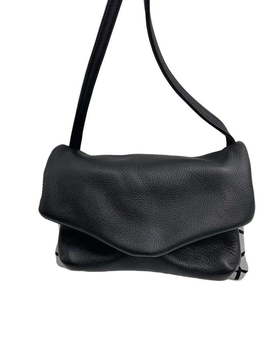 chi.wata Shoulder Bag SLV Solid