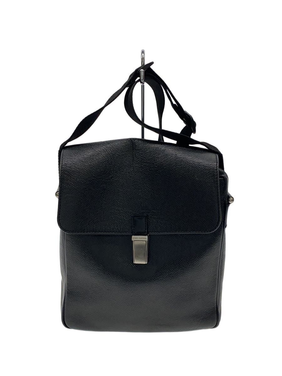 LOUIS VUITTON Yaranga _Taiga Leather BLK