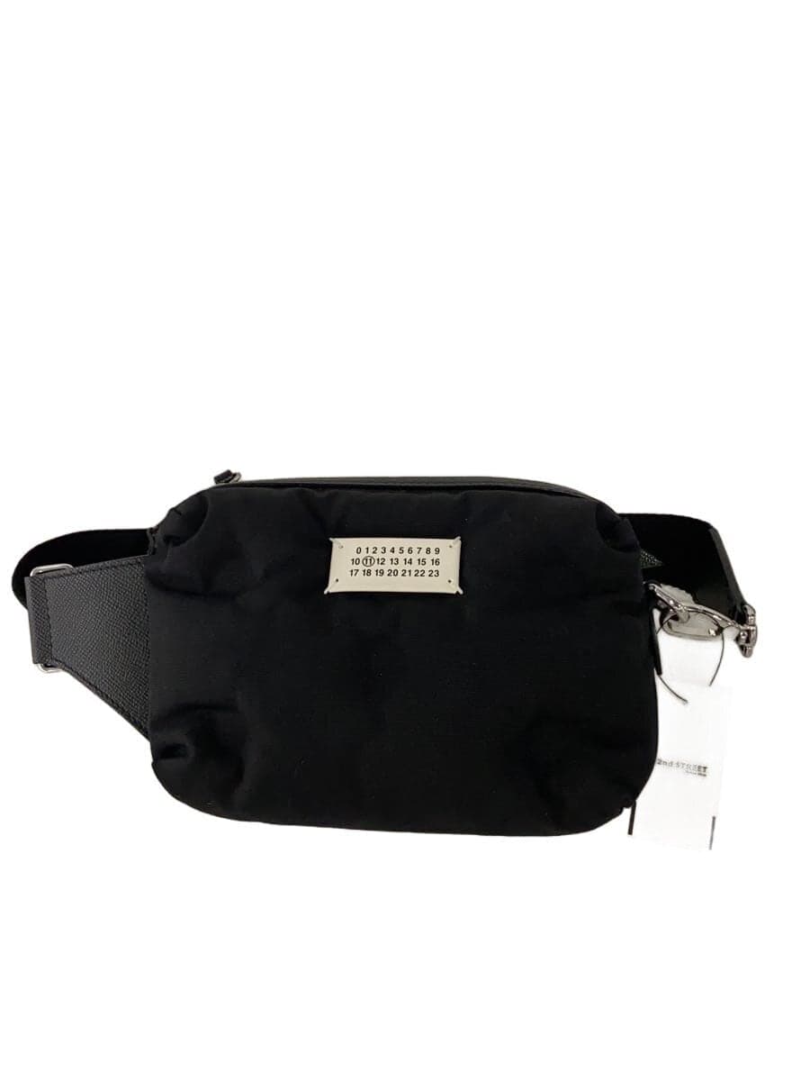 Maison Margiela shoulder bag -- BLK solid color SB2WG0011 quilting Glam Slam
