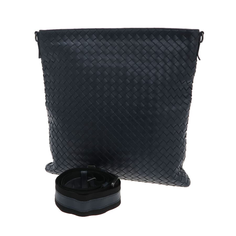 Intrecciato Shoulder Bag