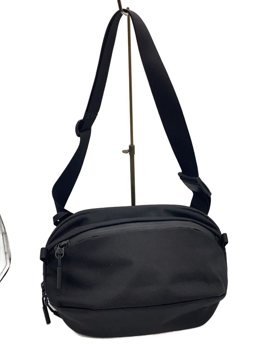 AER Shoulder Bag Nylon BLK AER21038