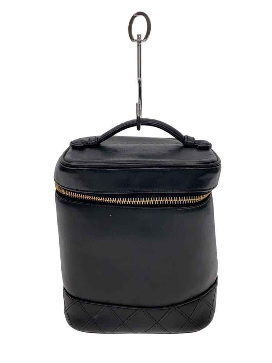 CHANEL Vanity Pouch BLK Bag Minor 々Scuff and Inside Signs of Use