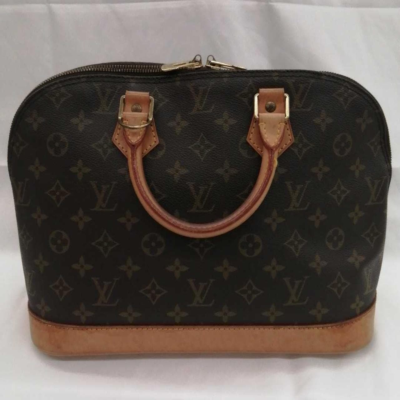 Monogram Alma VI1916