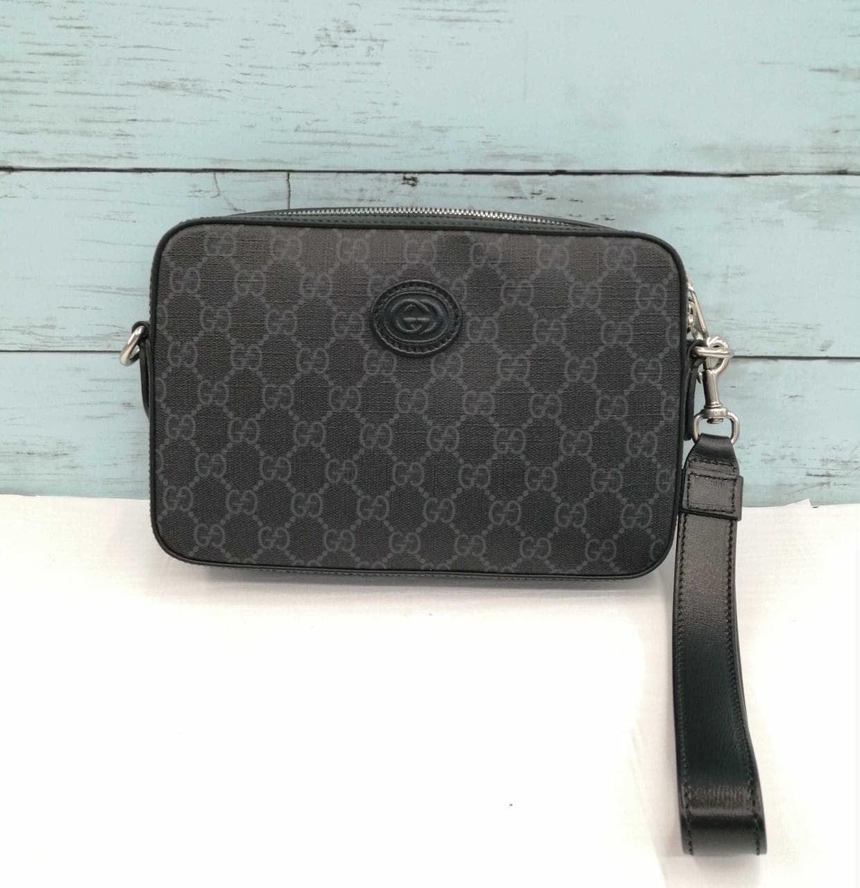 Interlocking G Shoulder Bag 703468