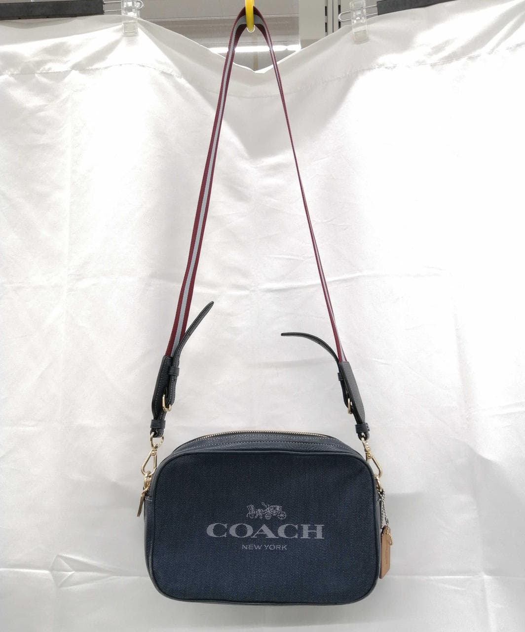 Denim shoulder bag C8585