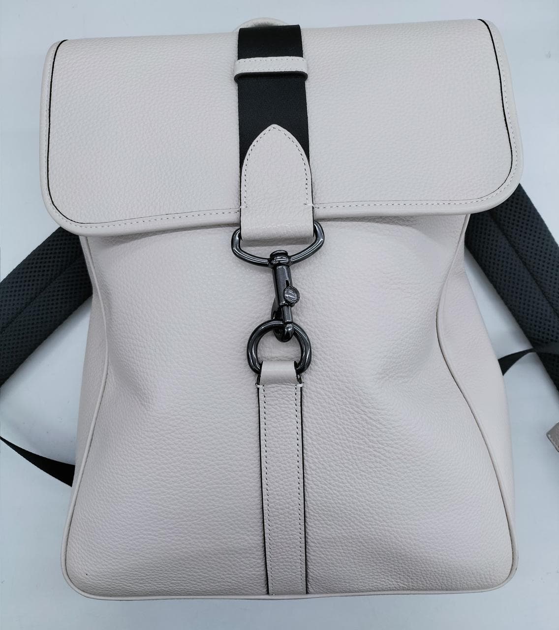 Leather backpack CJ577