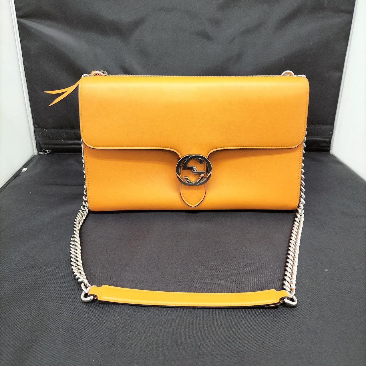 Interlocking Shoulder 387604 493075